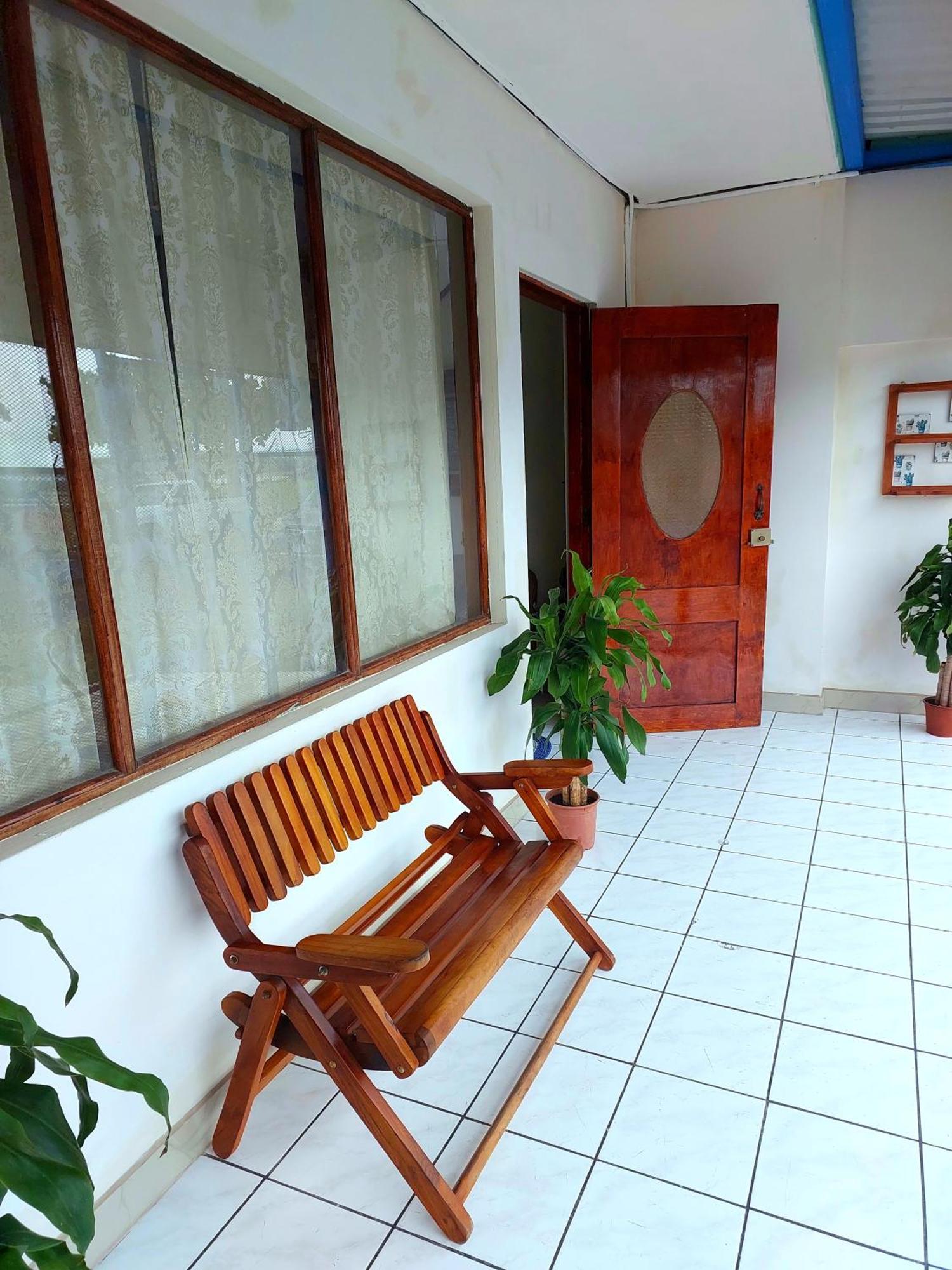 Casa Equipada En El Centro De Puntarenas Villa Exterior foto